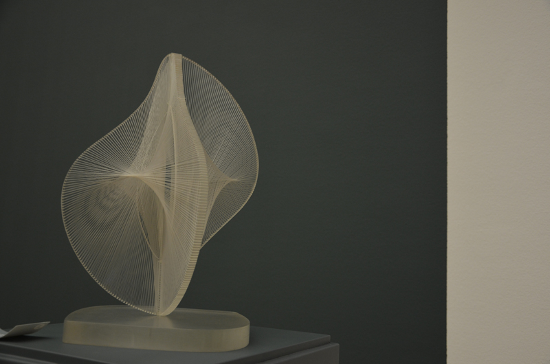 Naum Gabo, Linear Construction in Space no. 2