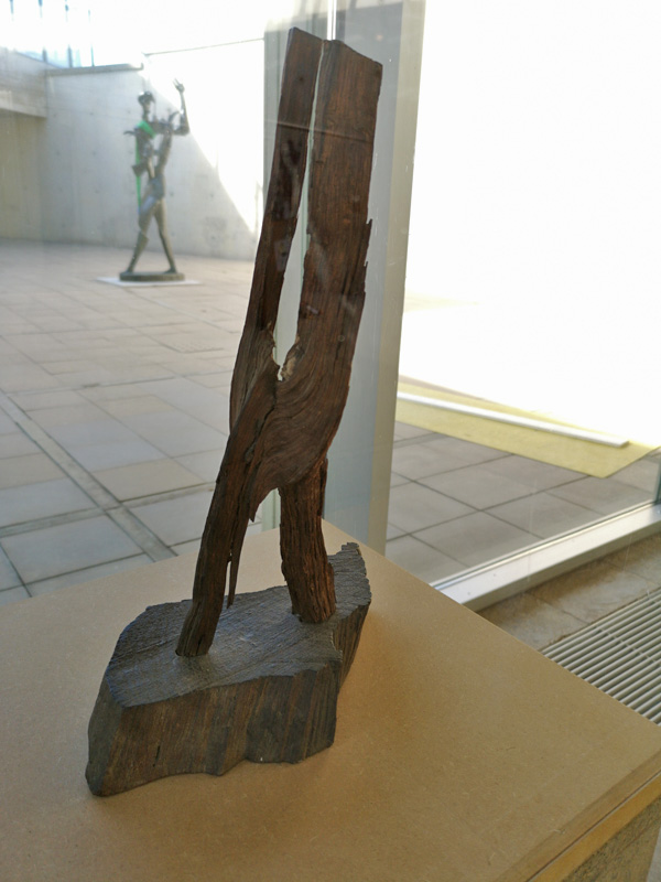 Brandhoutje (voorgrond) diende als inspiratie voor Orpheus (achtergrond) Foto auteur