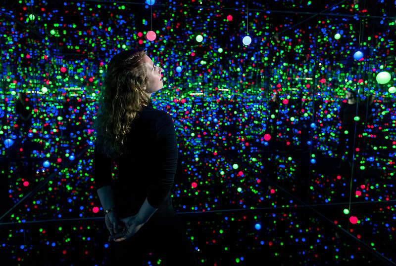 Yayoi Kusama, Gleaming Lights of the Souls (2008) © Yayoi Kusama Collection museum Voorlinden, Wassenaar. Foto: Antoine van Kaam