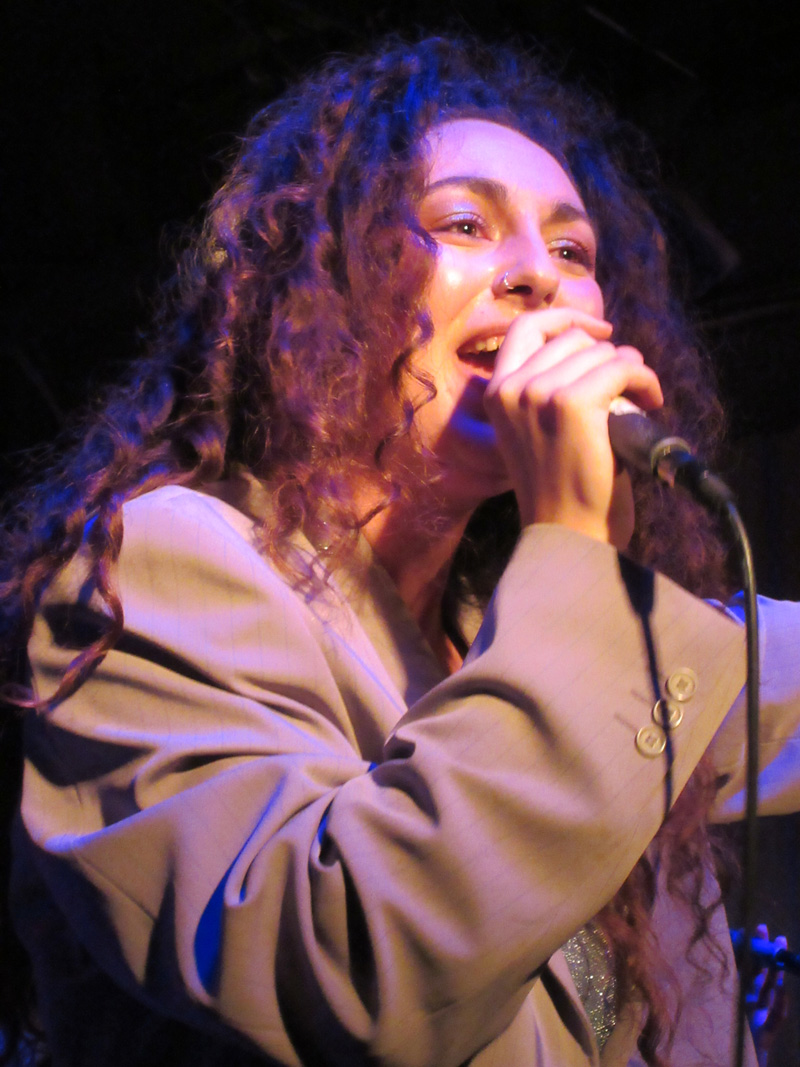 Sophia, EP-release ‘Over’ in Roodkapje, Rotterdam (18 oktober 2019)